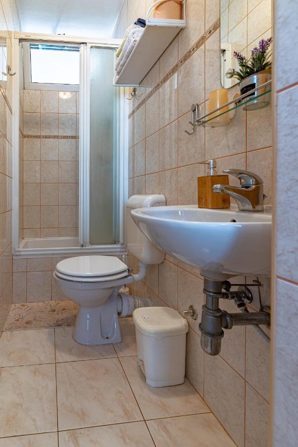 Apartment With A Parking Space Jelsa, Hvar - 134